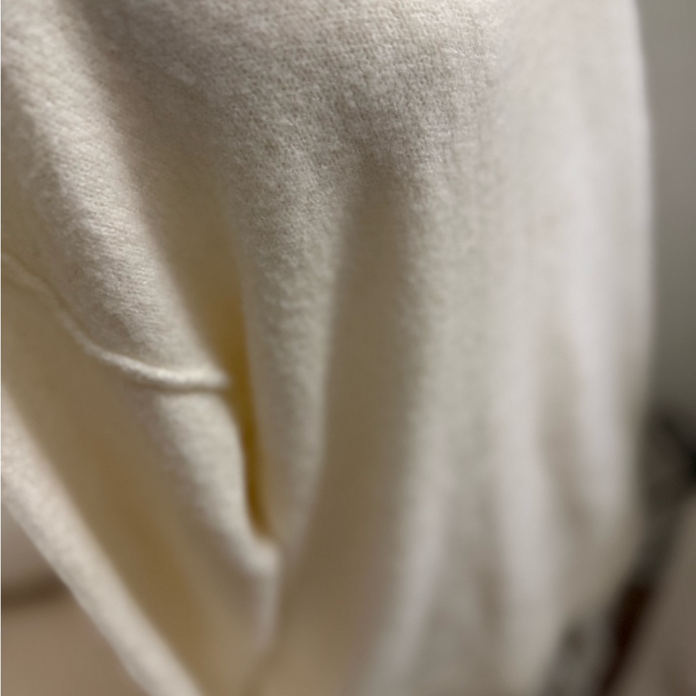 Aerie Cream Oversized Sweater - Picture 9 of 10